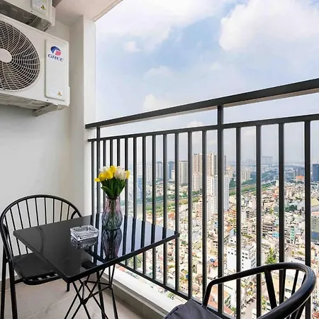 Next Bui Vien Street-3Br Apartment/The Soho